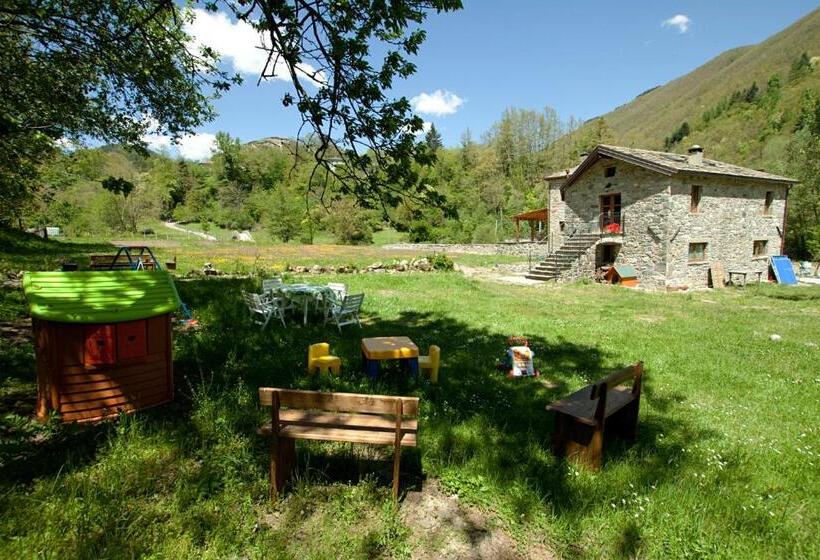 צימר Agriturismo Mulino Marghen Restored Watermill Retreat Center