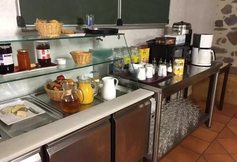 Aamiaismajoitus (B&B) Auberge Les Fontilles