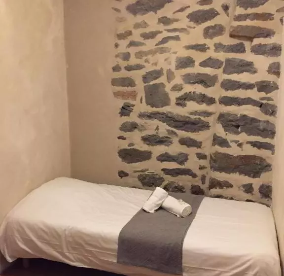 Aamiaismajoitus (B&B) Auberge Les Fontilles