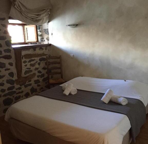 مبيت وإفطار Auberge Les Fontilles