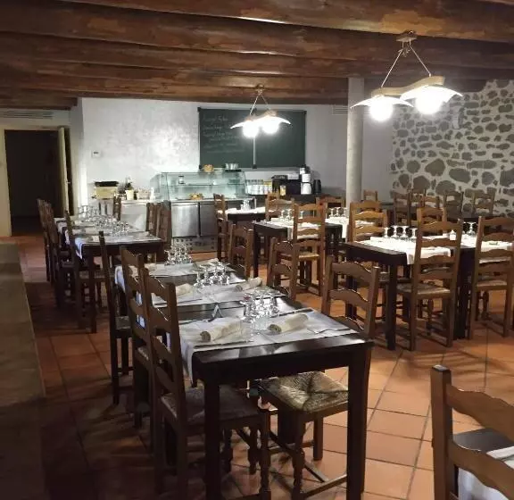 Aamiaismajoitus (B&B) Auberge Les Fontilles