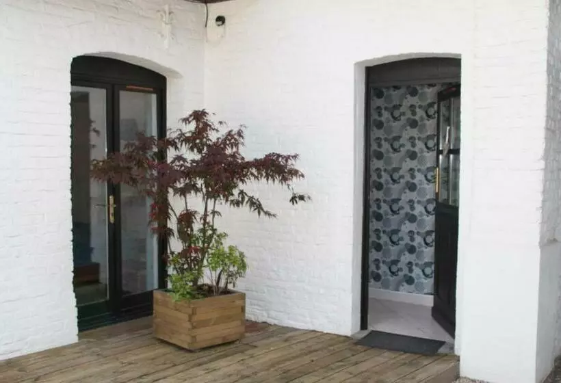 Aamiaismajoitus (B&B) La Ferme De La Place