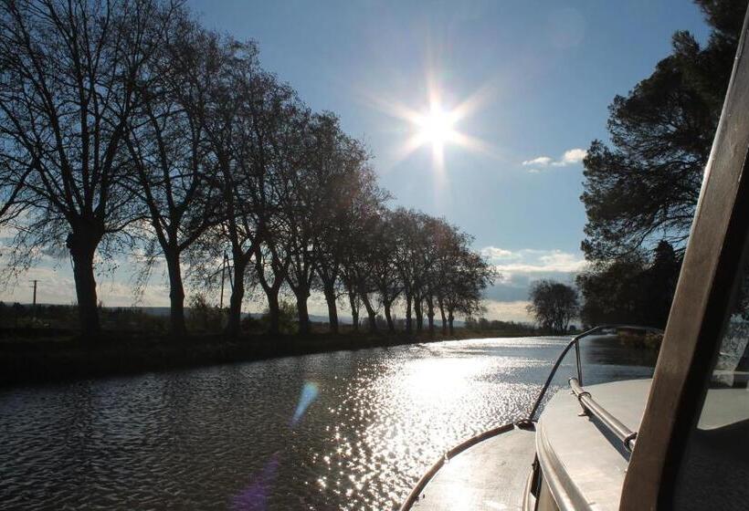 مبيت وإفطار La Souqueto