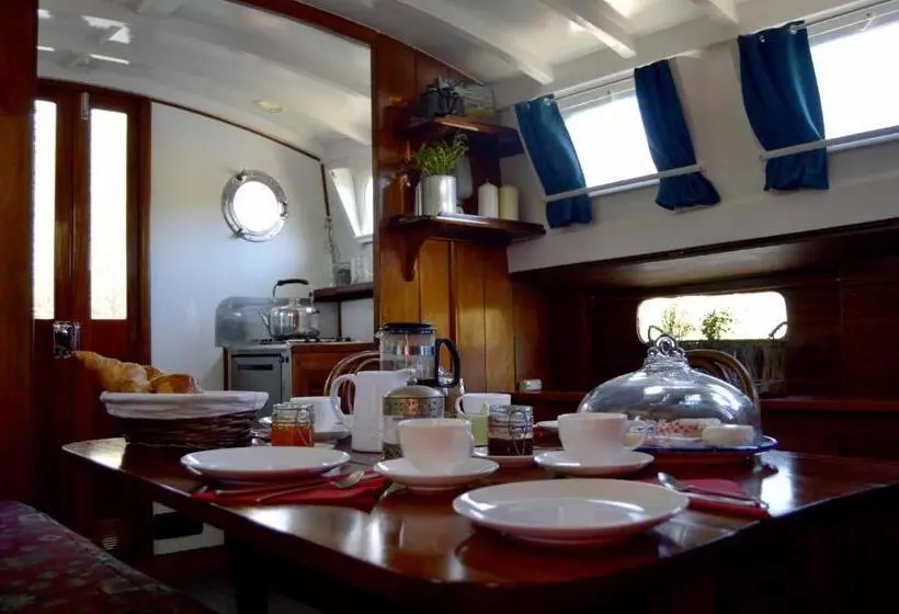 Aamiaismajoitus (B&B) La Souqueto