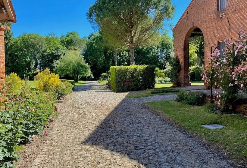 ホテル Agriturismo Tenuta Castel Venezze