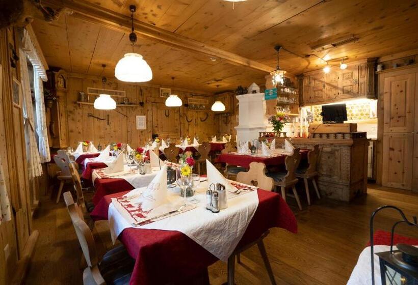 Hotel Crusch Alba Sta Maria