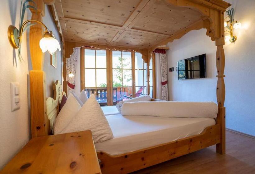 Hotel Crusch Alba Sta Maria