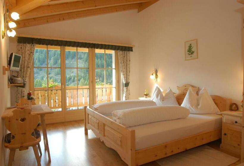 Hotel Crusch Alba Sta Maria