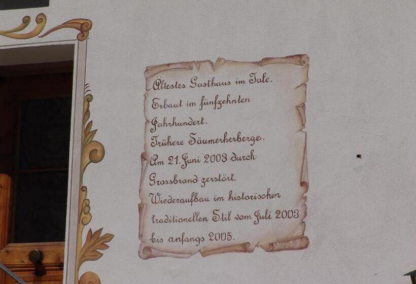 Hotel Crusch Alba Sta Maria