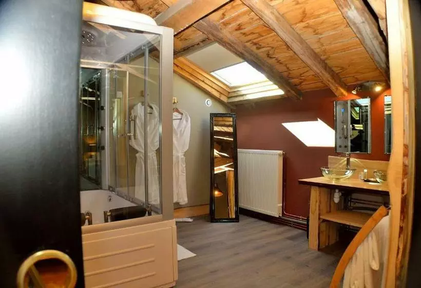 ホテル Hostellerie La Bergerie