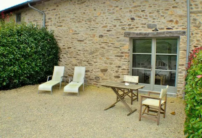 ホテル Hostellerie La Bergerie