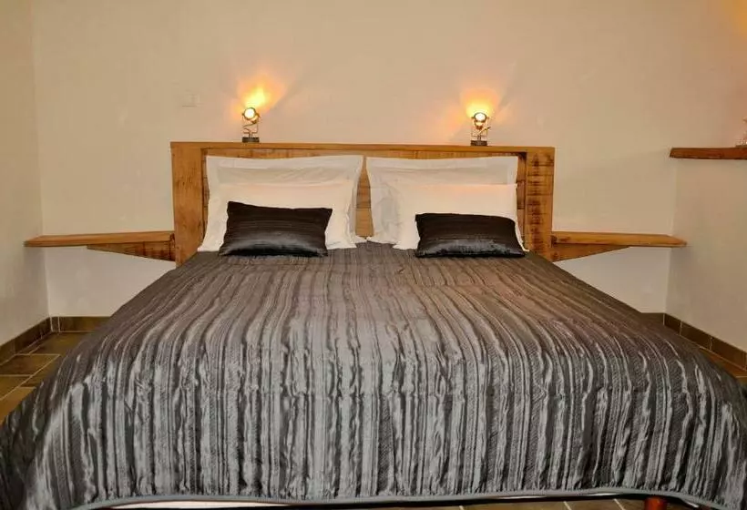 ホテル Hostellerie La Bergerie
