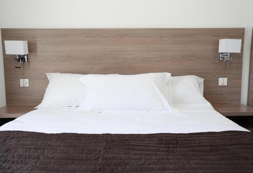 בית מלון כפרי Hôtel Des Nacres