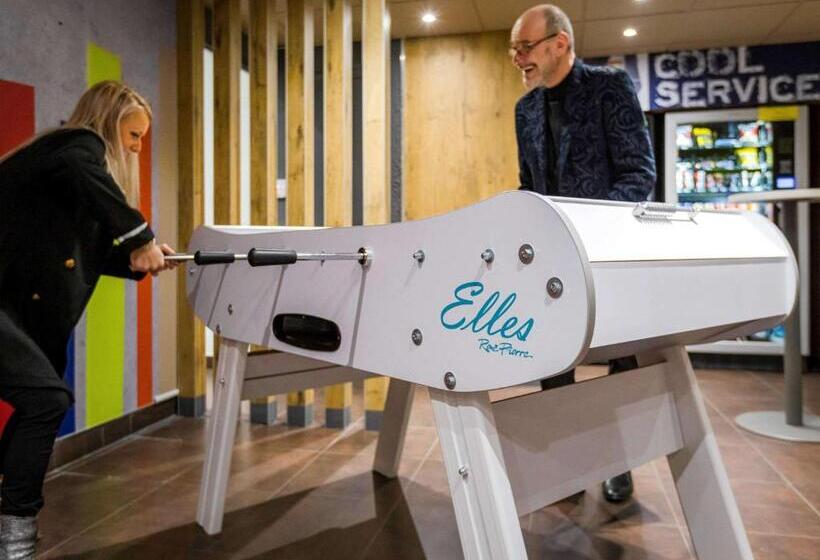 Отель Ibis Budget Albertville