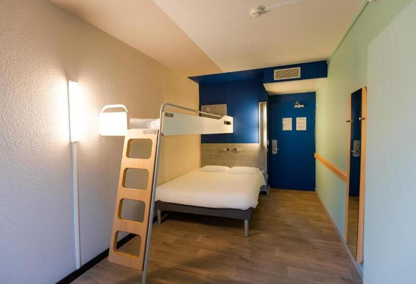 Отель Ibis Budget Albertville