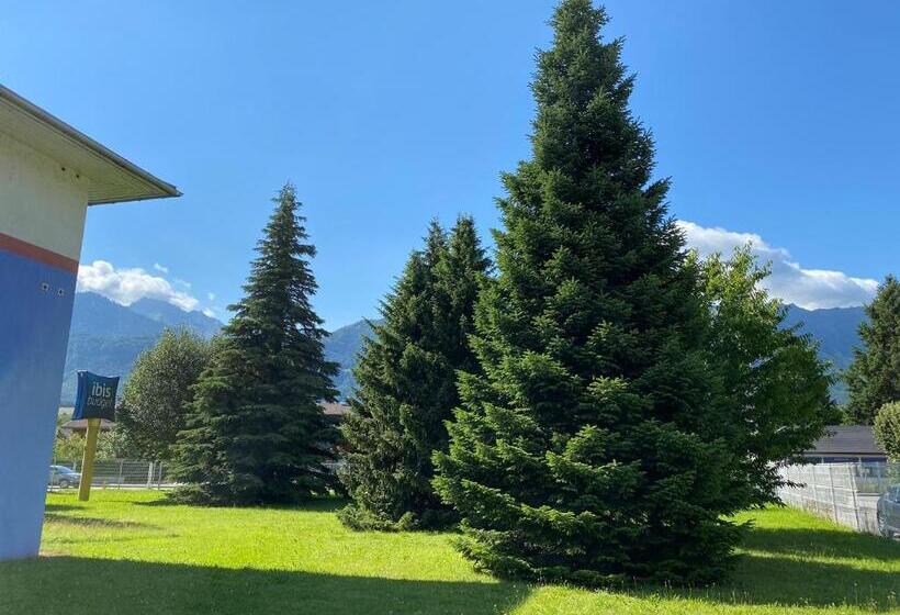 Отель Ibis Budget Albertville