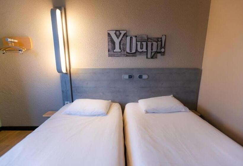 Отель Ibis Budget Albertville