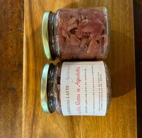 هتل Agriturismo Albero Del Latte