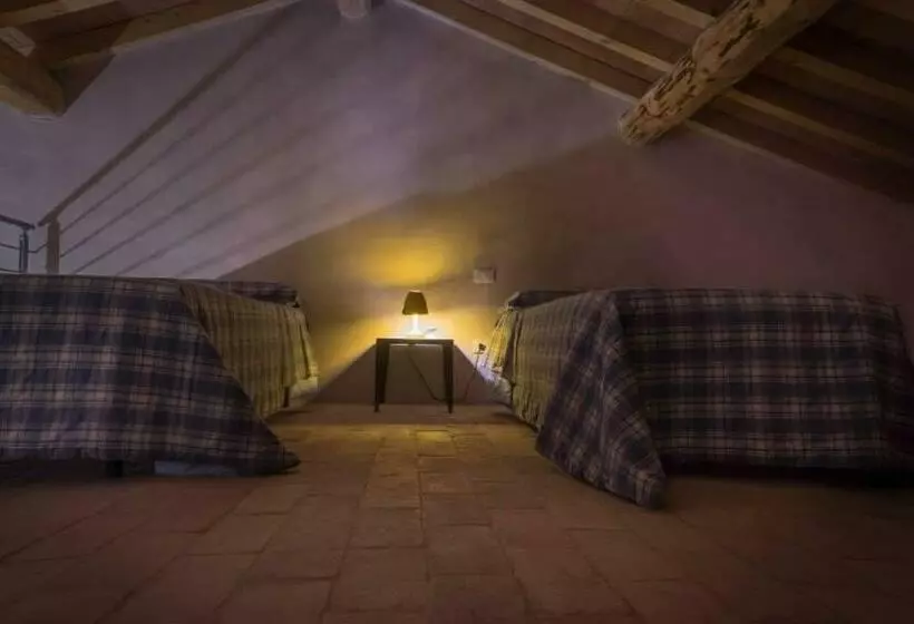 هتل Agriturismo Albero Del Latte