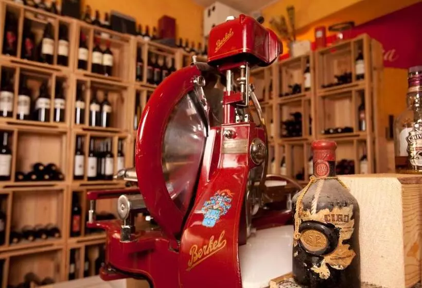 ホテル Ristorante Groven