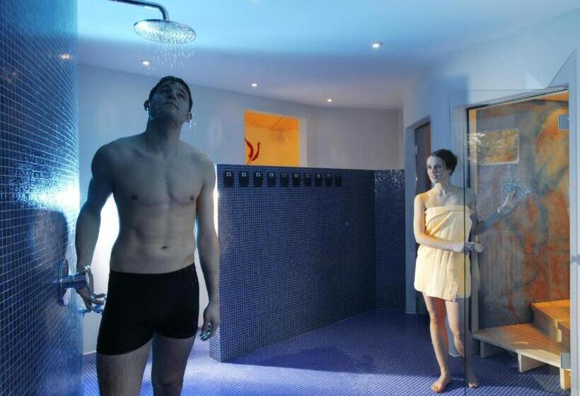 Szálloda & Spa Blausee