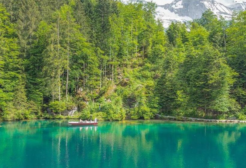 Szálloda & Spa Blausee