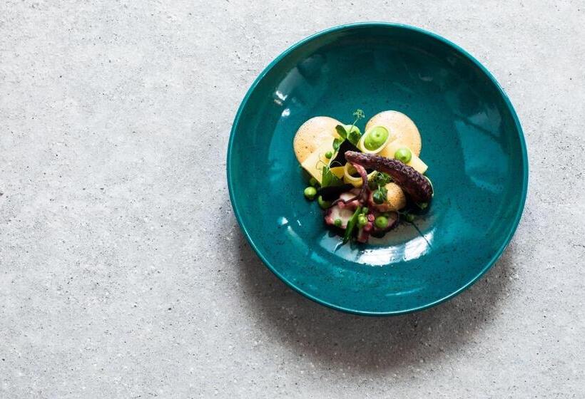 Отель Weisses Kreuz