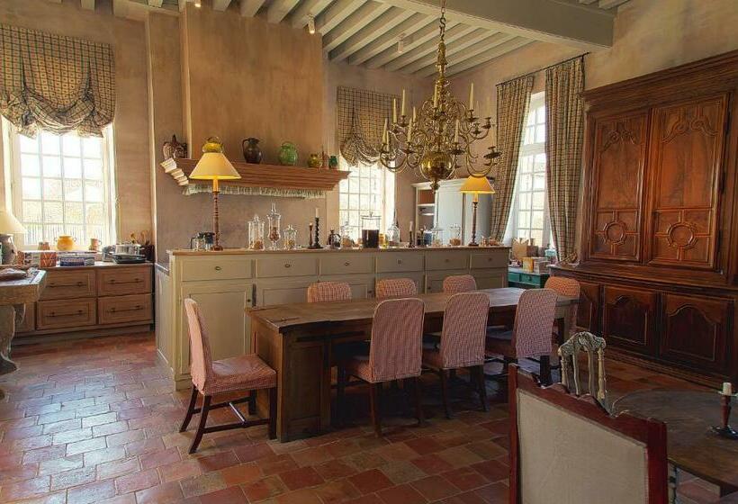 ペンション Château Du Tertre