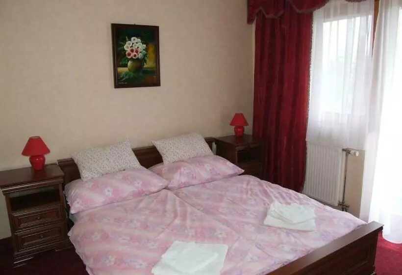 ペンション Dedesi Vendégház Zalalövő