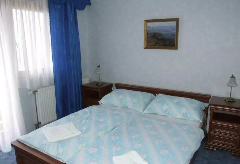 ペンション Dedesi Vendégház Zalalövő