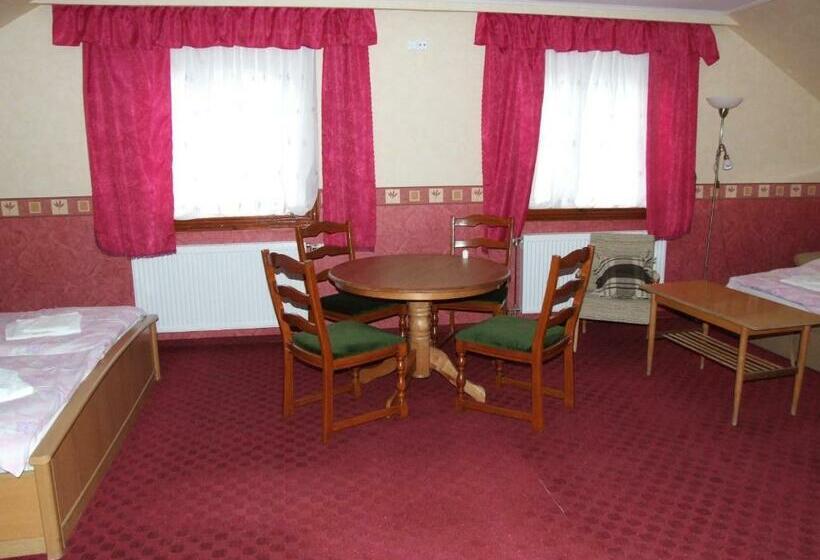 Пансион Dedesi Vendégház Zalalövő