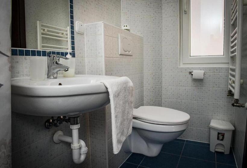 ペンション Kétkerék Vendégház   A Mátrai Szállás