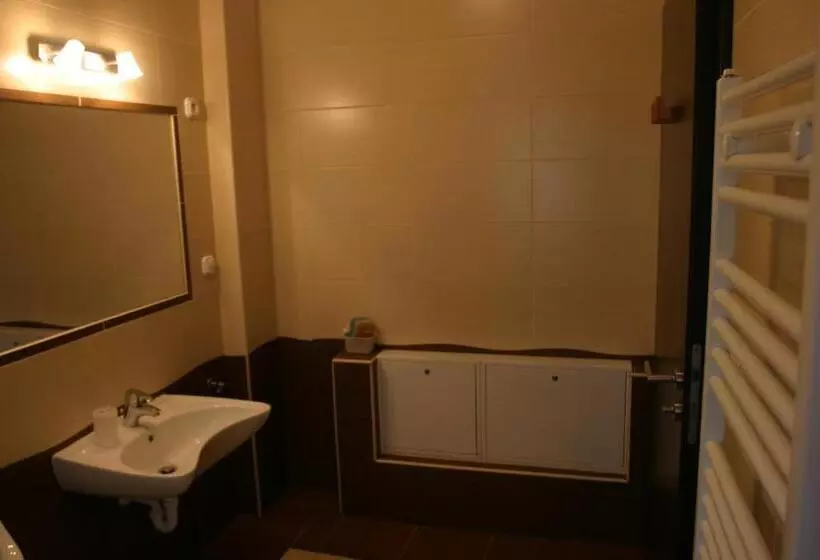 Majatalo Kétkerék Vendégház   A Mátrai Szállás