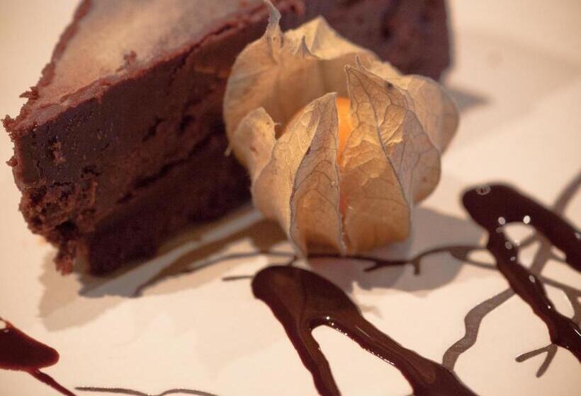 بنسيون Nangijala Guest House