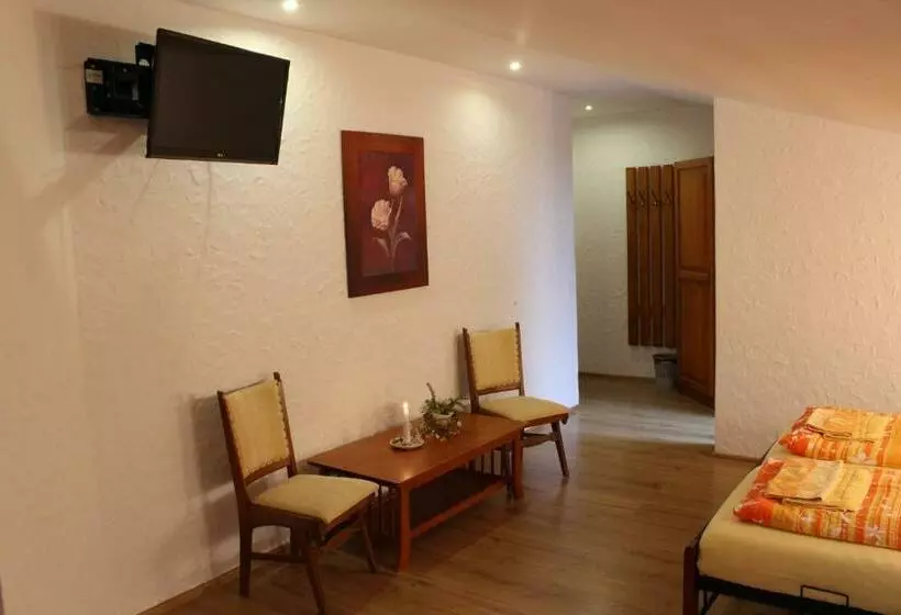 Majatalo Wellness Penzion Na Kamyncu