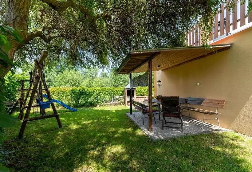 Majatalo Penzion U Sýkorů