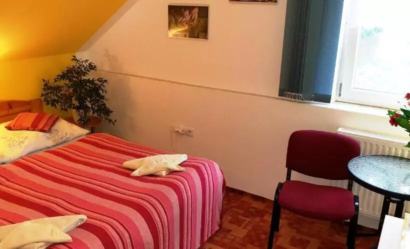 Majatalo Penzion U Sýkorů