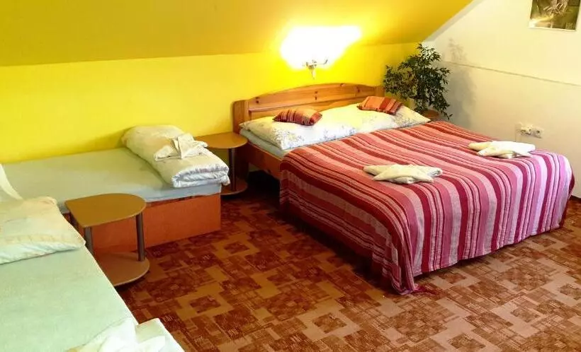 Majatalo Penzion U Sýkorů