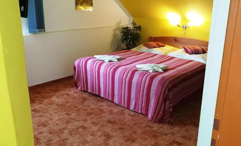 Majatalo Penzion U Sýkorů