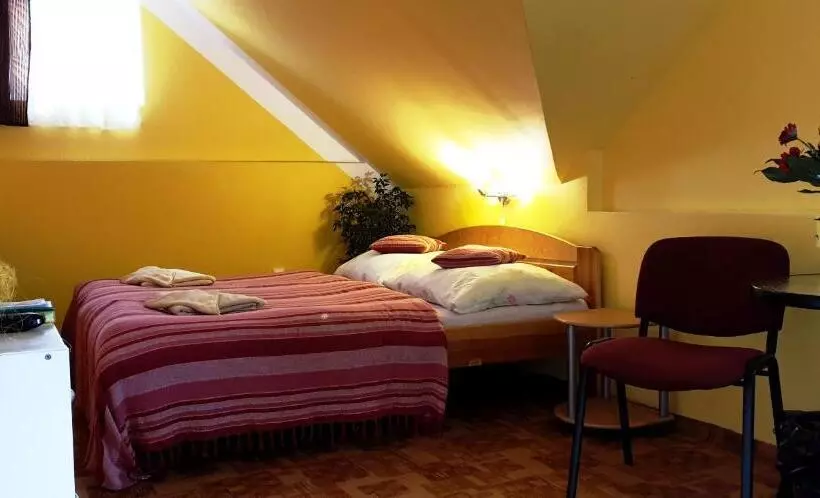 Majatalo Penzion U Sýkorů