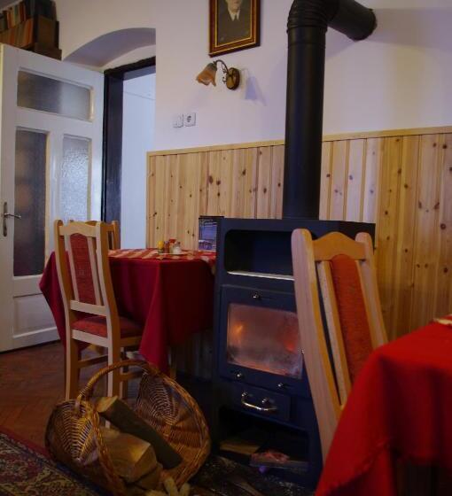 펜션 Vadszőlő Szálló és Étterem Bakonybél