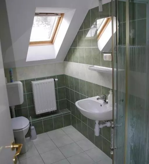 ペンション Vadszőlő Szálló és Étterem Bakonybél