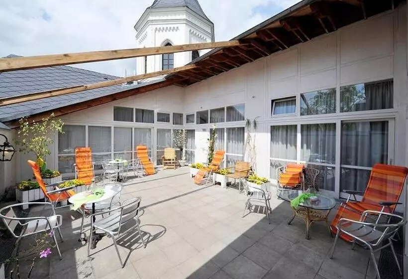 Schlosshotel Bredenfelde