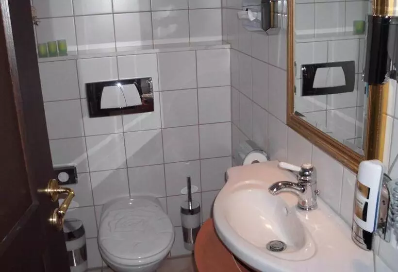 Schlosshotel Bredenfelde