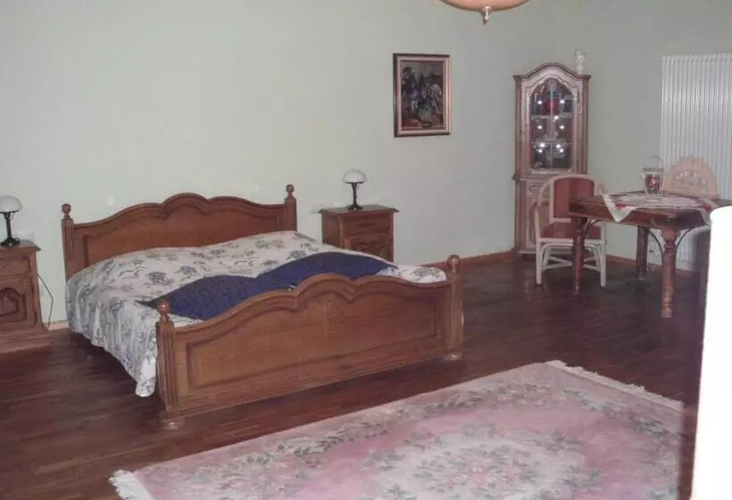 Schlosshotel Bredenfelde