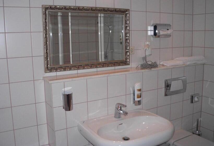 Schlosshotel Bredenfelde