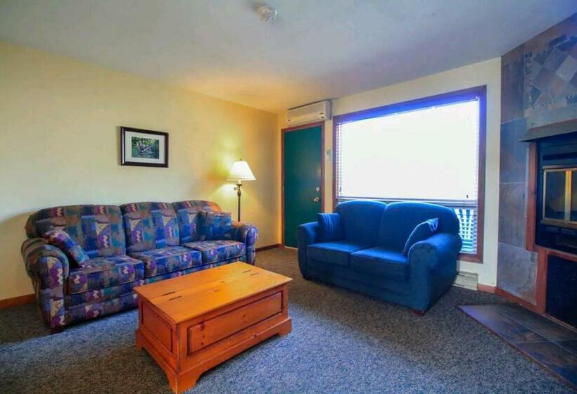 Sunny Point Resort Ltd