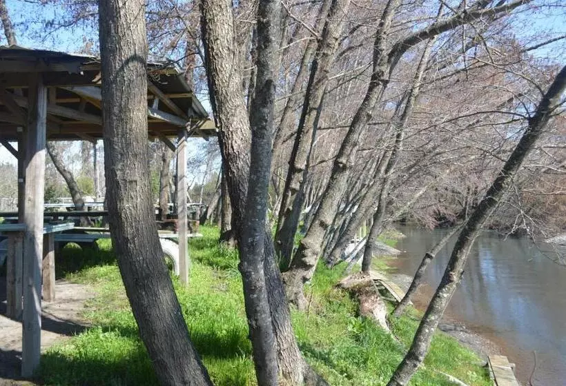 ユースホステル Coyunche Cabañas Y Camping Laja & San Rosendo