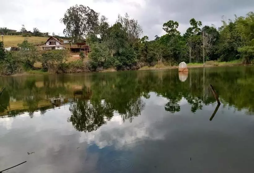 ユースホステル Ecoposada Viña De Aldana
