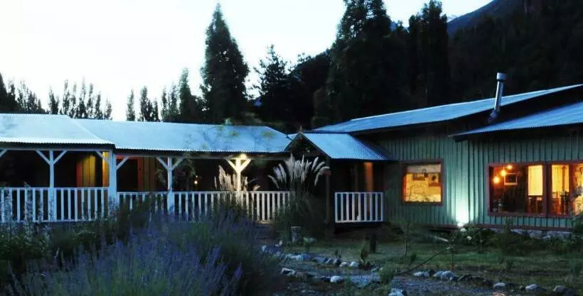 Retkeilymaja Las Pitras Lodge